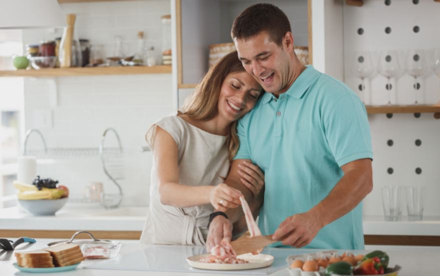 Preparing meal is one habit to make your woman happy.